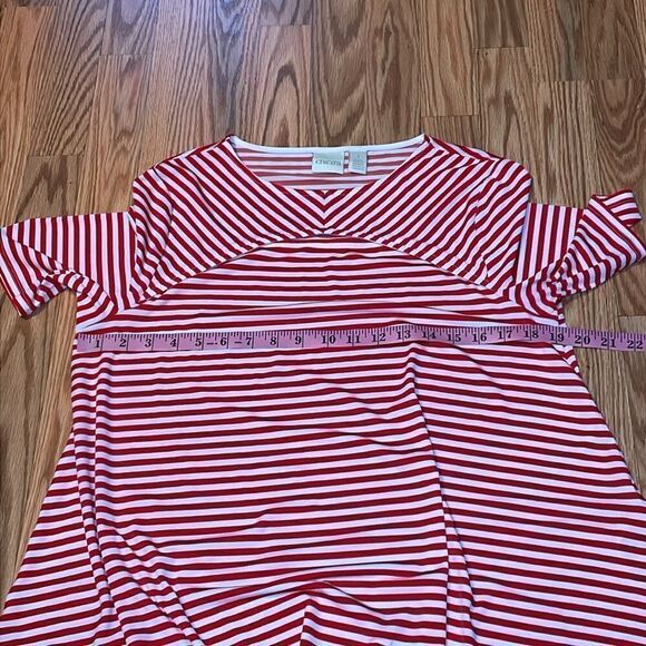 Chico’s Peek-a-boo neck swing Short sleeve top, red white stripe shirt, Medium - Picture 3 of 7